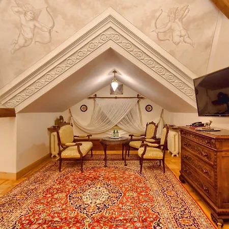 Palac Tlokinia Курортний комплекс Каліш