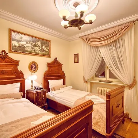 Palac Tlokinia 4* Kaliszki