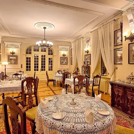 Palac Tlokinia 4*