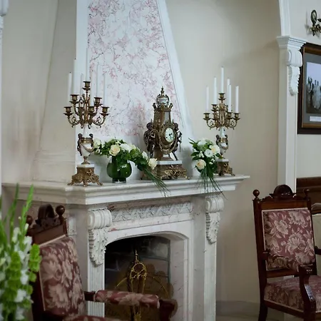 Resort Palac Tlokinia