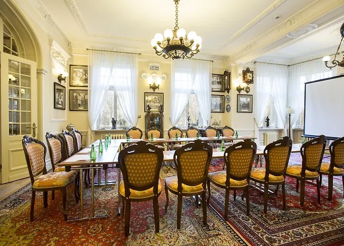 Palac Tlokinia Resort 4*