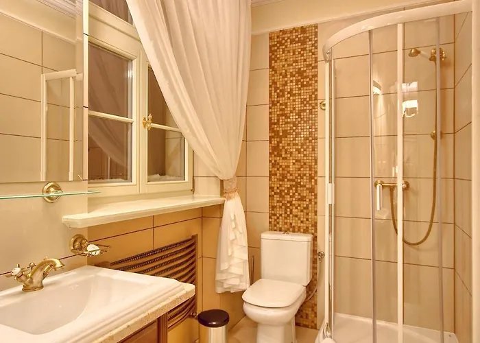 Palac Tlokinia 4* Kaliszki